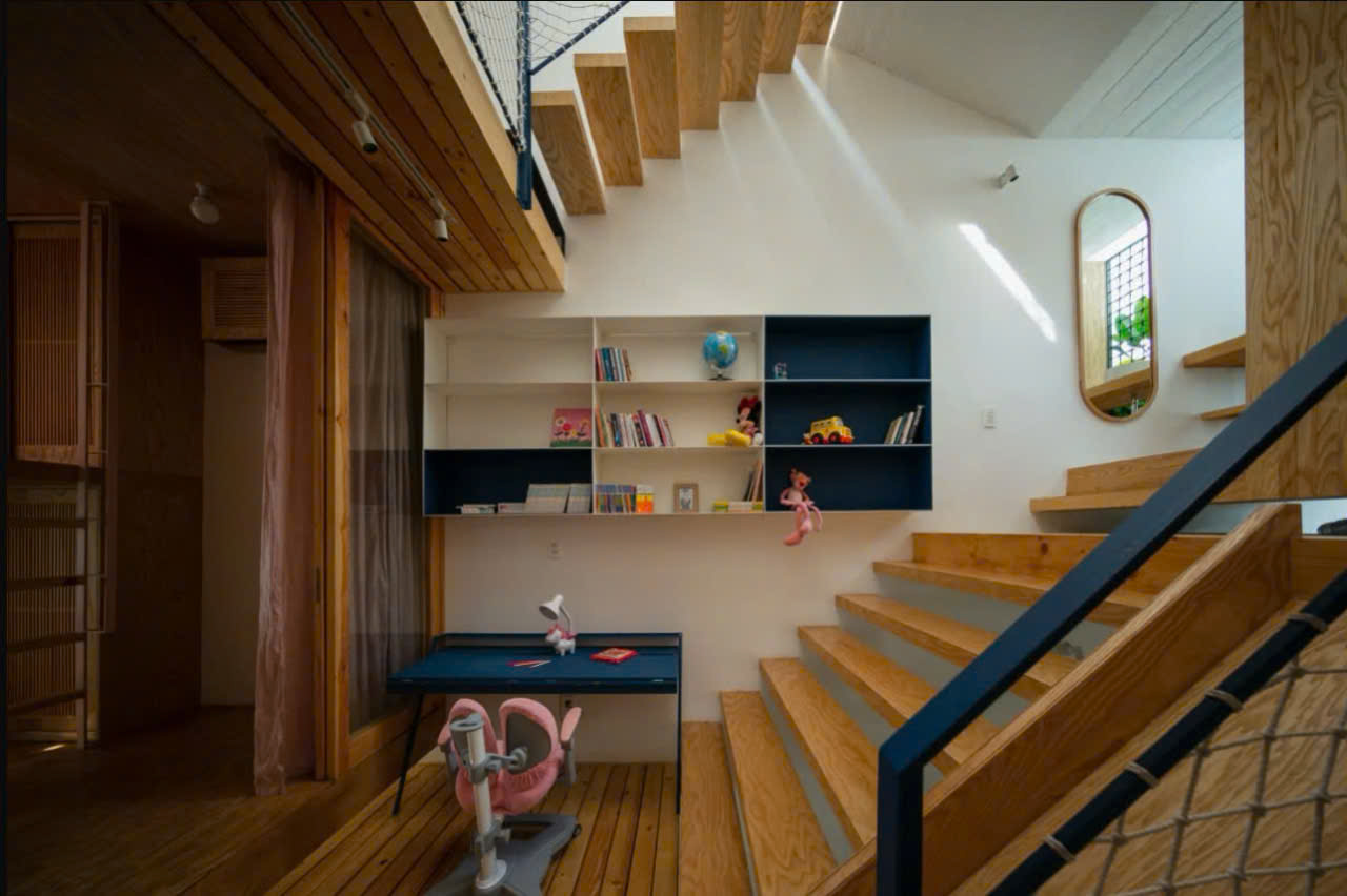 T House - Kiến trúc linh hoạt cho gia đình trẻ với diện tích nhỏ hẹp